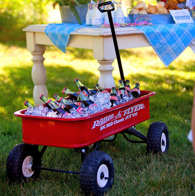 Picnic beverage cooled party idea