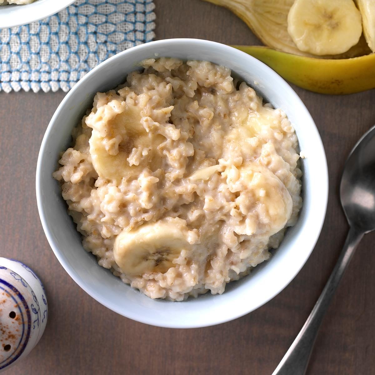 Peanut butter banana oatmeal
