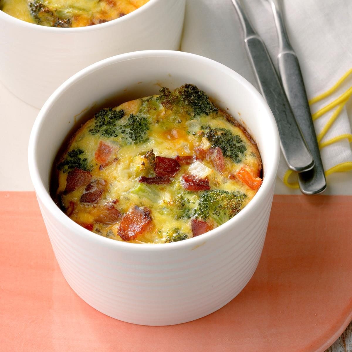 Bacon-Broccoli Quiche Cups