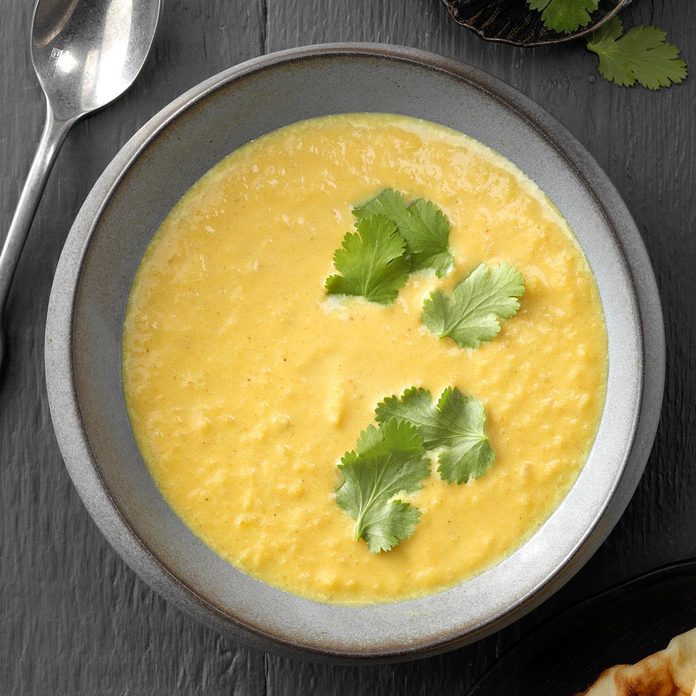 Curried pumpkin apple soup