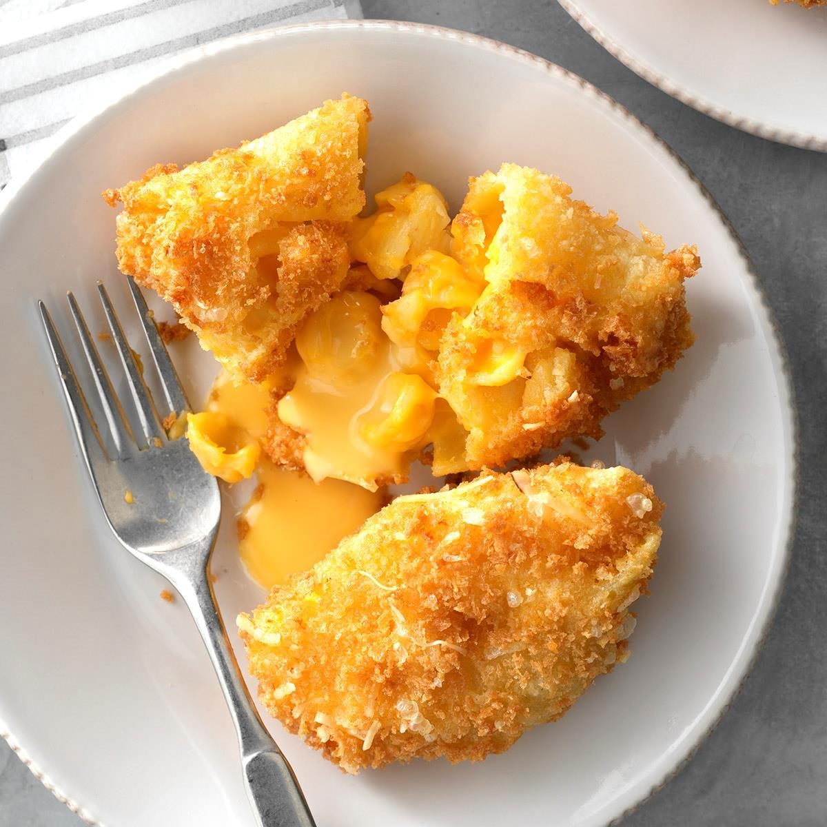 Mac and Cheese Bites Copycat