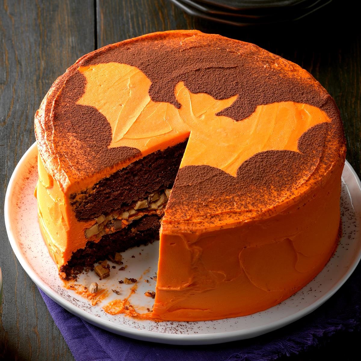 So-Easy-It’s-Spooky Bat Cake
