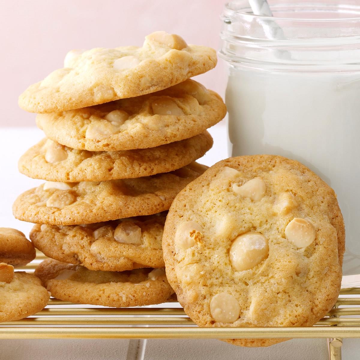 White Chocolate Macadamia Nut Cookies