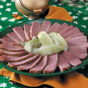 Tender Corned Beef ‘n’ Cabbage