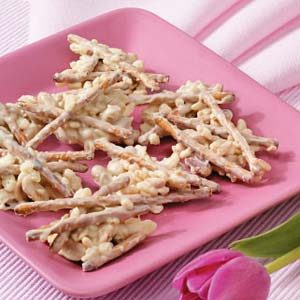 White Chocolate Pretzel Snack