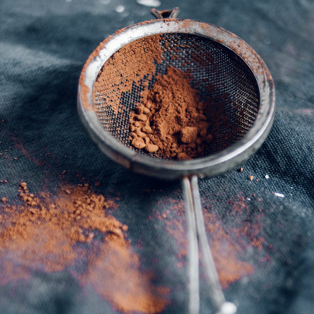 What’s the Difference Between Cocoa and Dutch-Processed Cocoa?