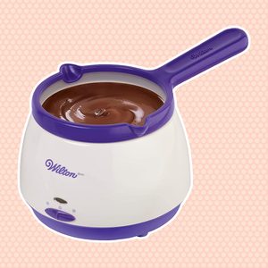 Wilton candy melts pot, 2.5 cups, White