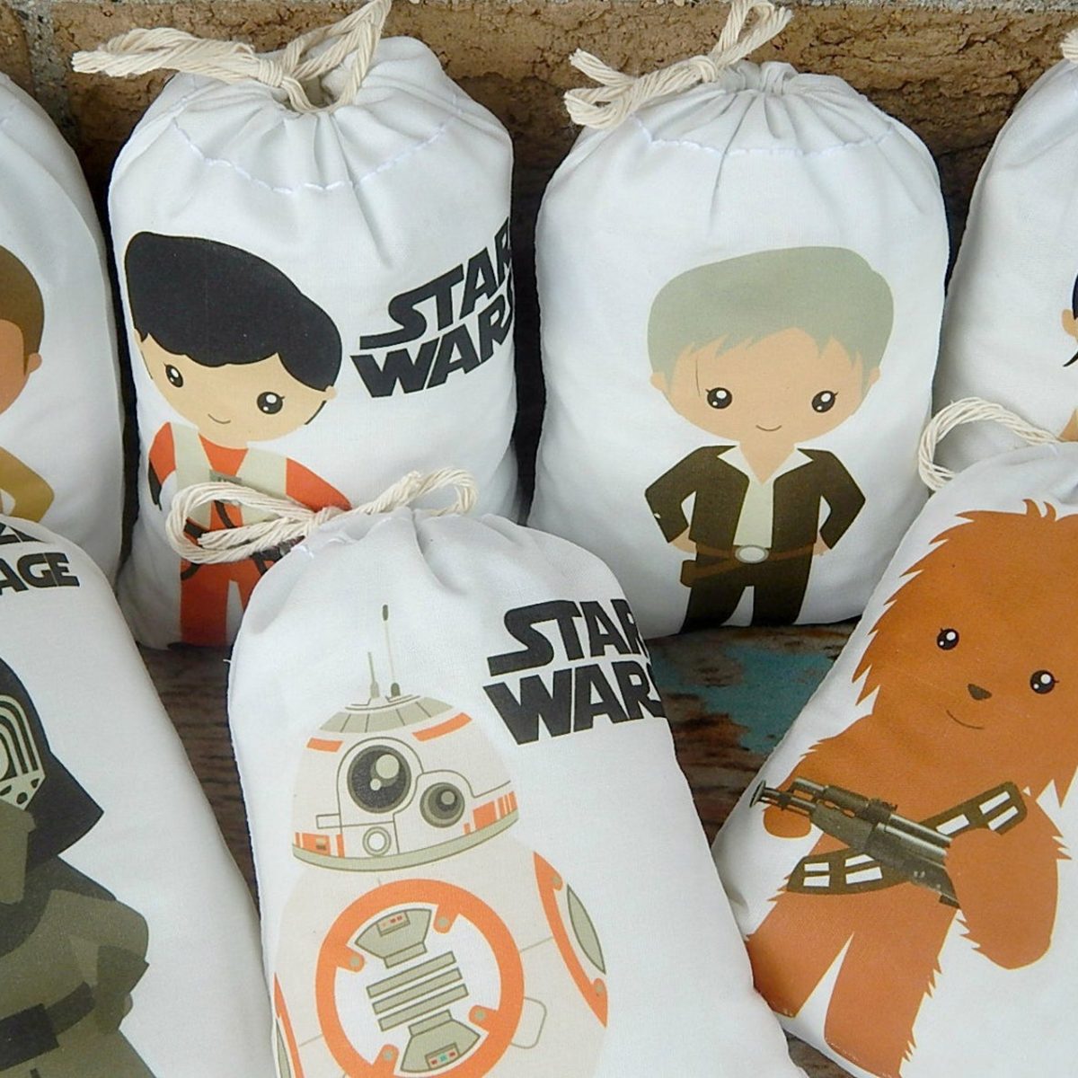 7 Birthday Favor bags Star wars Group 2 Great for treats or gifts can be Personalized 6
