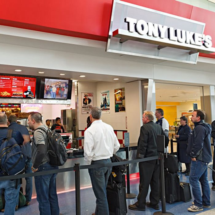 best airport restaurants tony luke