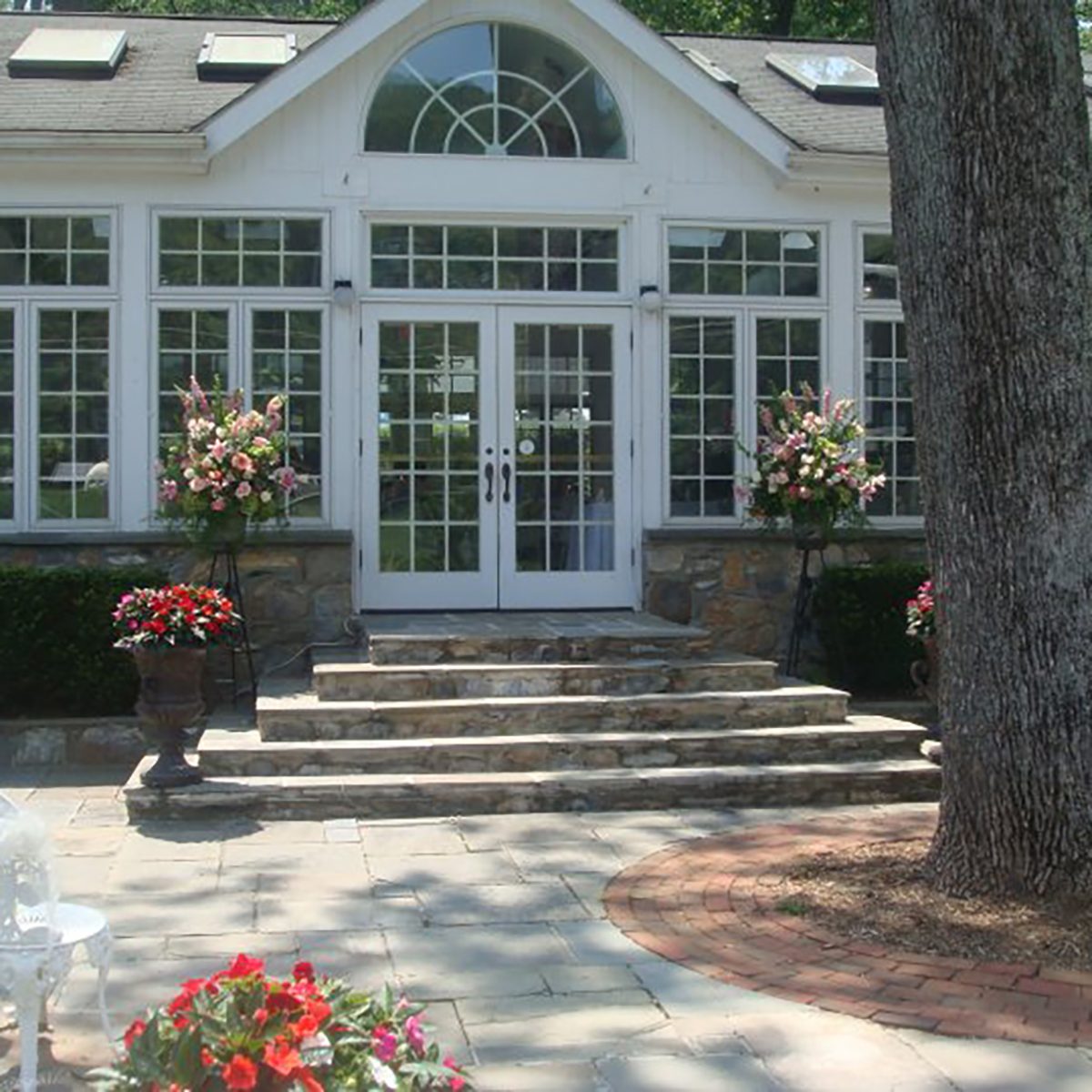 The Oldest Restaurant in Every State