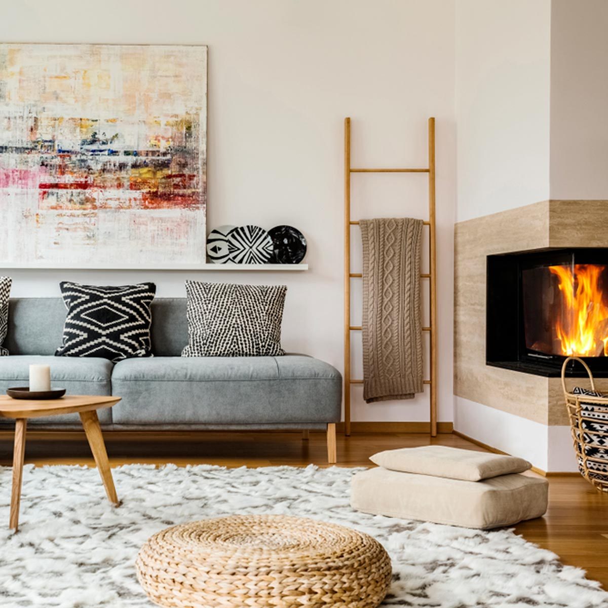 Room withy large rug