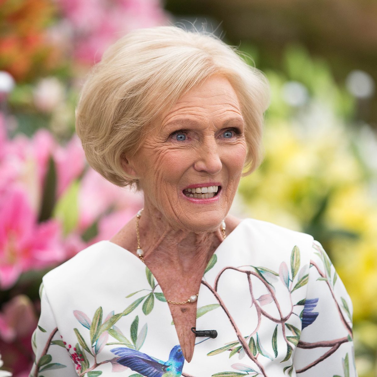 Mandatory Credit: Photo by Mark Thomas/REX/Shutterstock (9686827cp) Food writer and Television presenter, Mary Berry RHS Chelsea Flower Show, London, UK- 21 May 2018