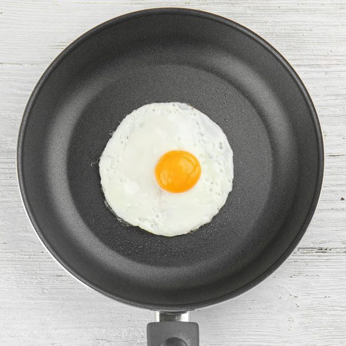Cooking egg