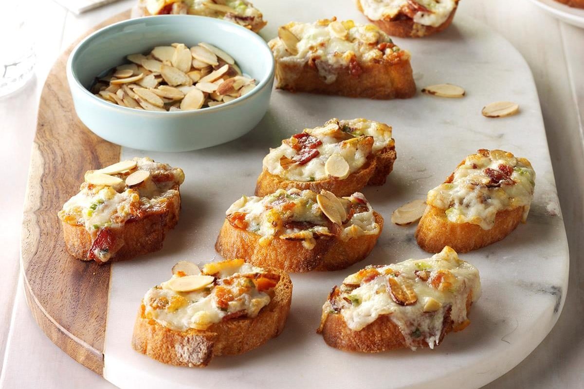 Almond Bacon Cheese Crostini Exps Bmz17 35468 D10 25 5b 1
