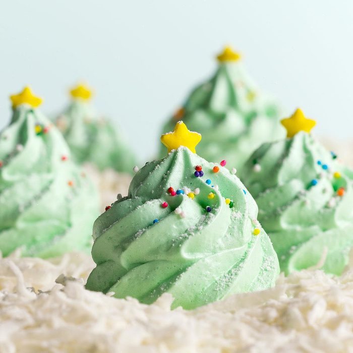 Festive Meringue Christmas Trees Exps Hcbz19 241949 B05 14 7bc 3