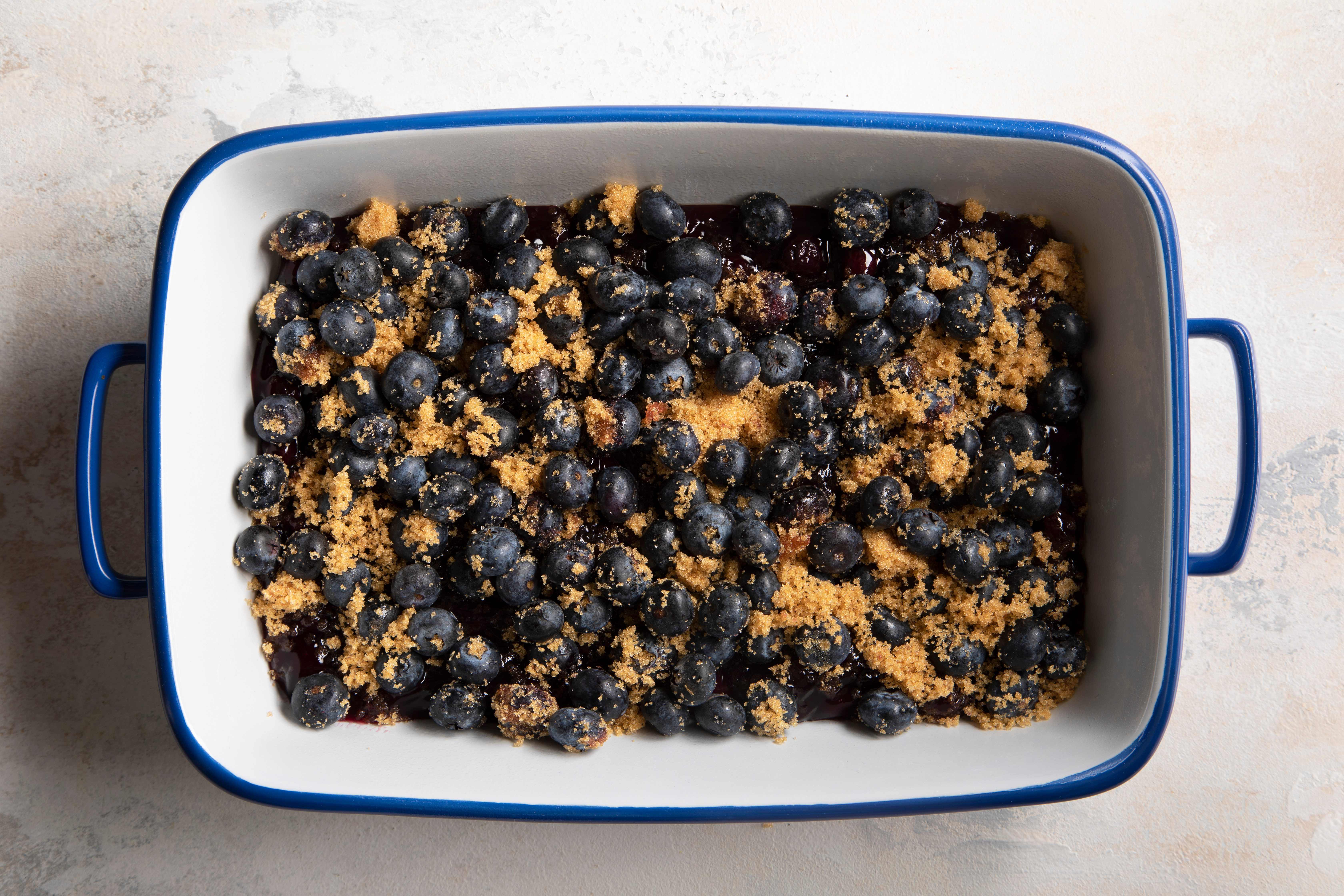 blueberry dump cake