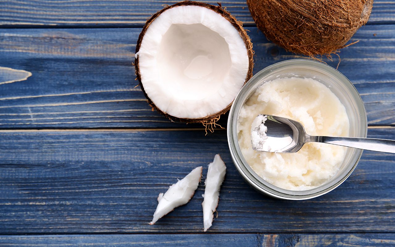This Is the Real Difference Between Refined and Unrefined Coconut Oil