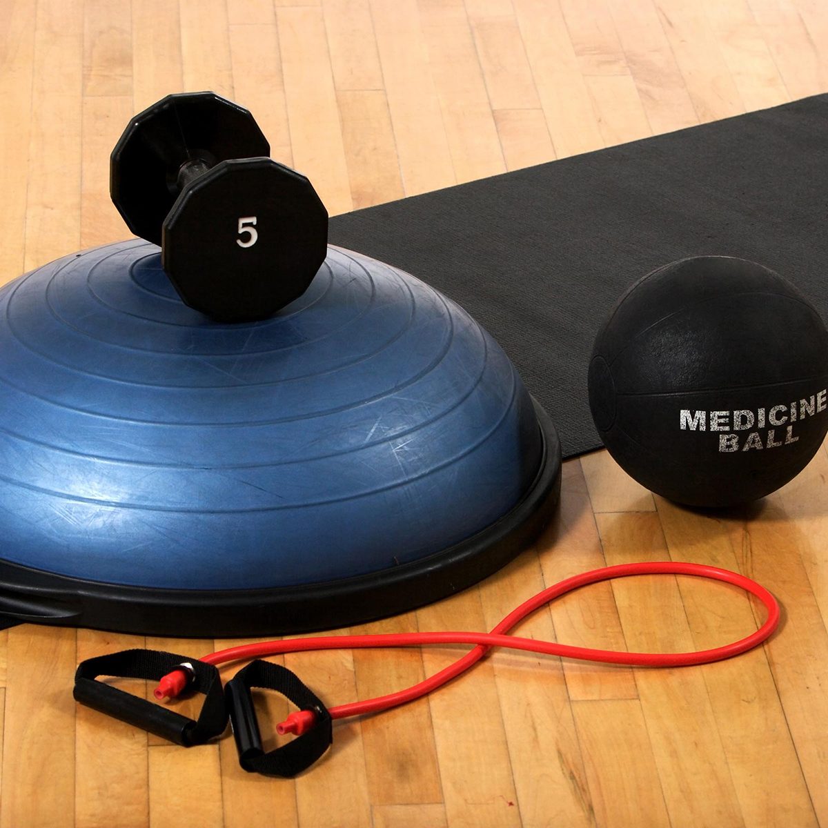 Weights and mat at a gym