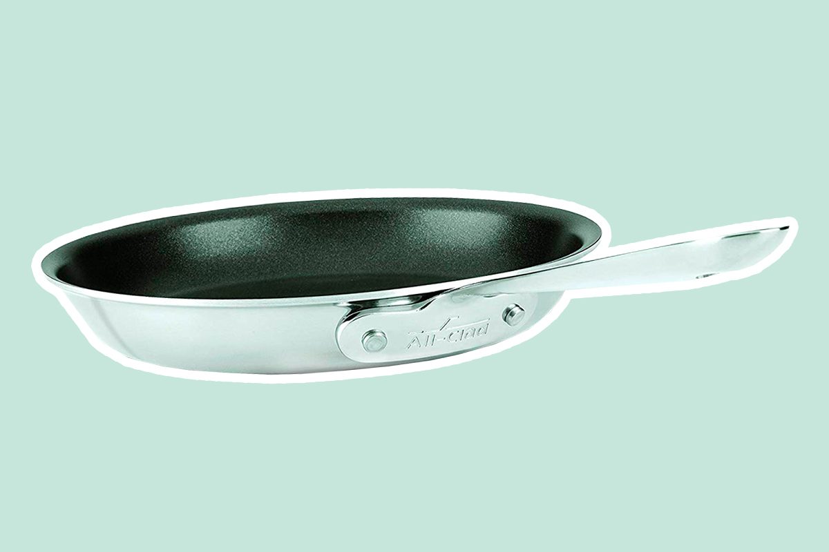 All-Clad 4709 NS R2 18/10 Stainless Steel 3-Ply Bonded Nonstick Egg Perfect Fry Pan Skillet, 9-Inch, Silver