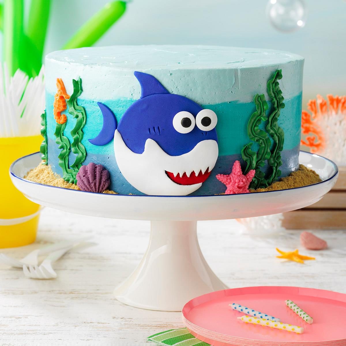 Baby Shark Cake