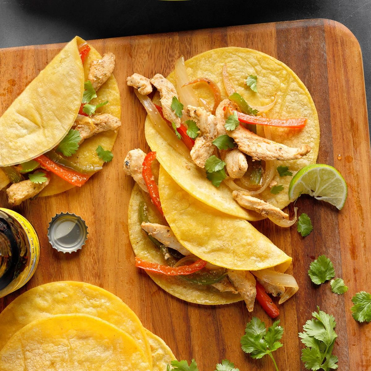 Chili Lime Chicken Fajitas Exps Cimzw20 233171 B09 01 4b