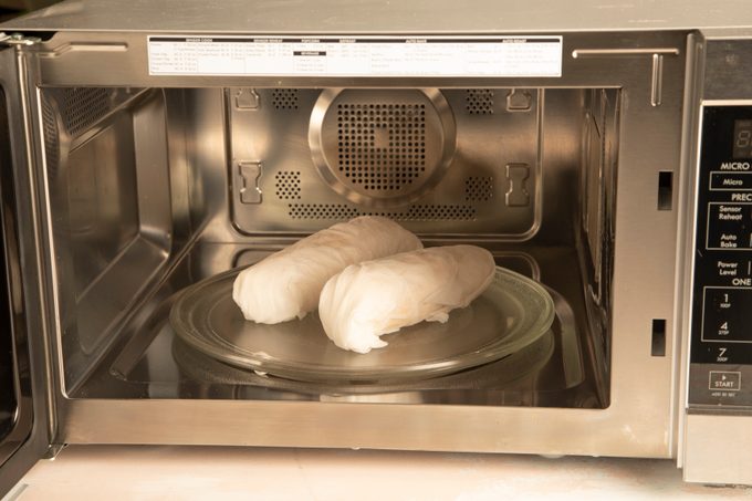 corn on the cob in the microwave