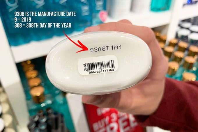 bottom of bath and body works bottle with expiration date