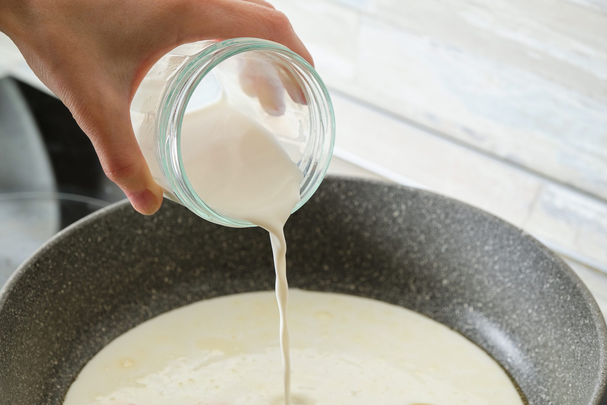 Heavy Cream vs. Whipping Cream: Which Should You Buy for Your Recipe?