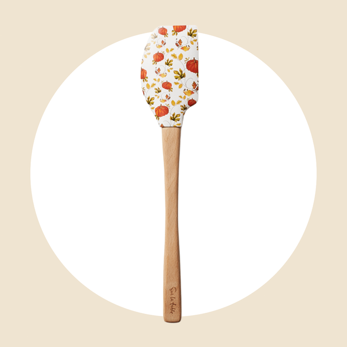 Sur La Table Pumpkin Spatula Ecomm Via Surlatable.com 001
