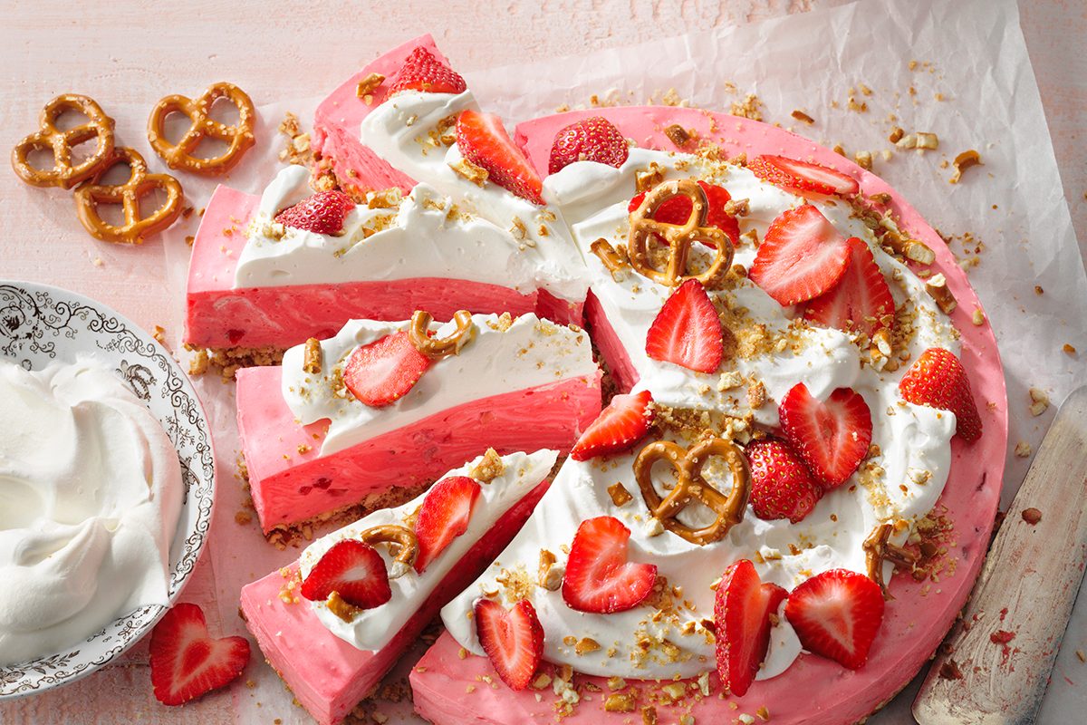 Strawberry Pretzel Pie