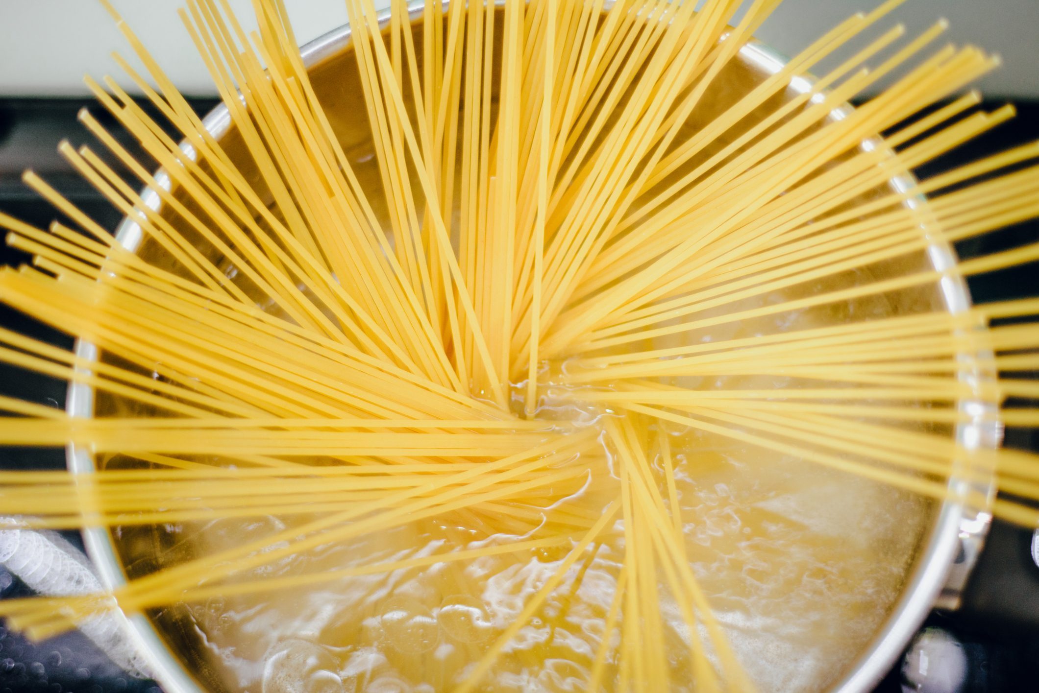 Pasta spaghetti in a pot. The concept of serving pasta with sauce.