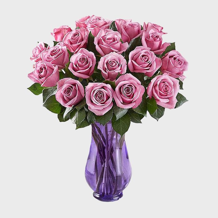Toh 6 Lavender Rose Bouquet Via 1800 Flowers Ecomm