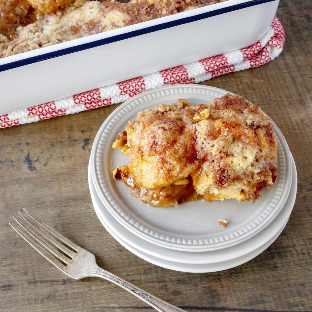 Cinnamon Roll Dump Cake