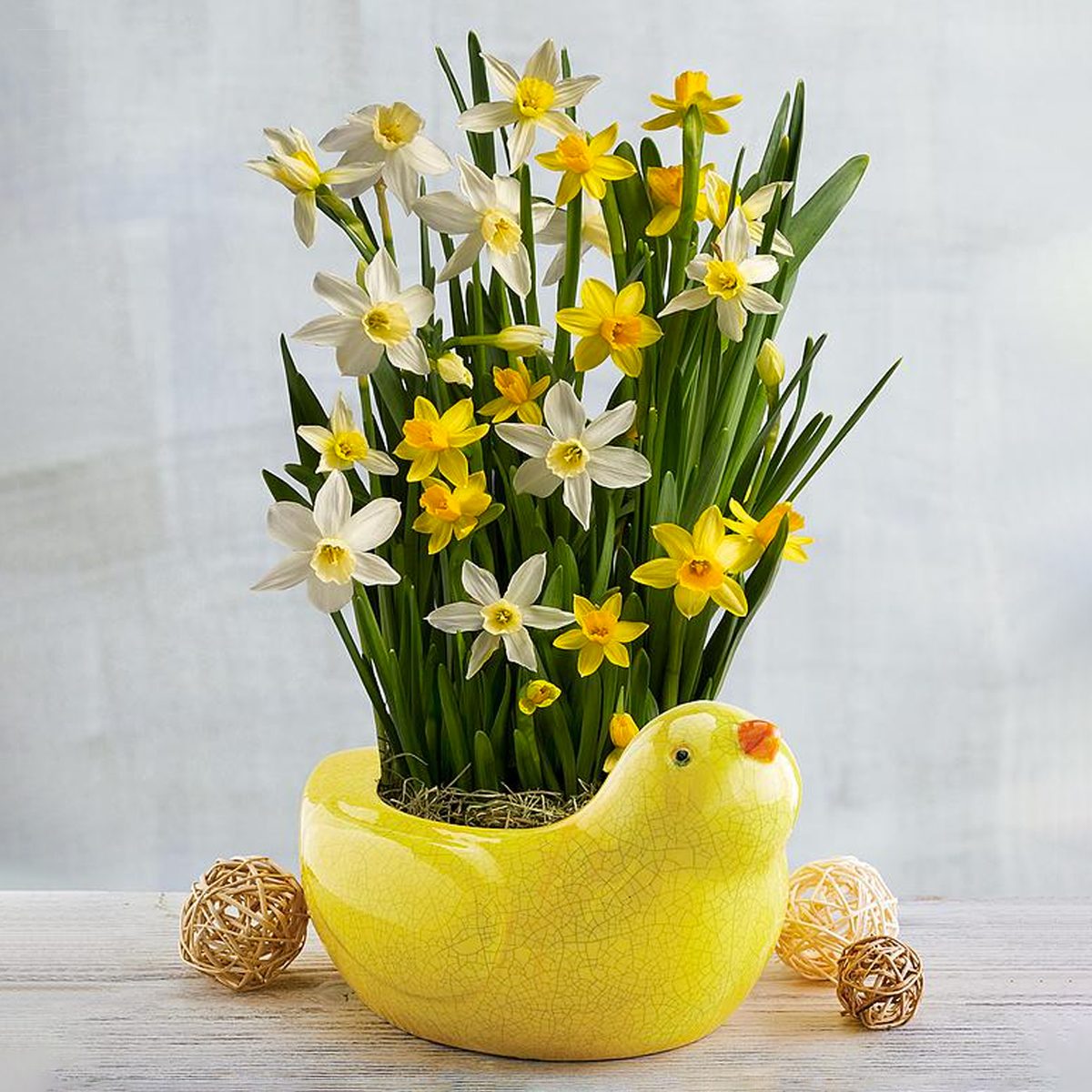 9 Easter Flower Arrangements We’re Ordering This Spring