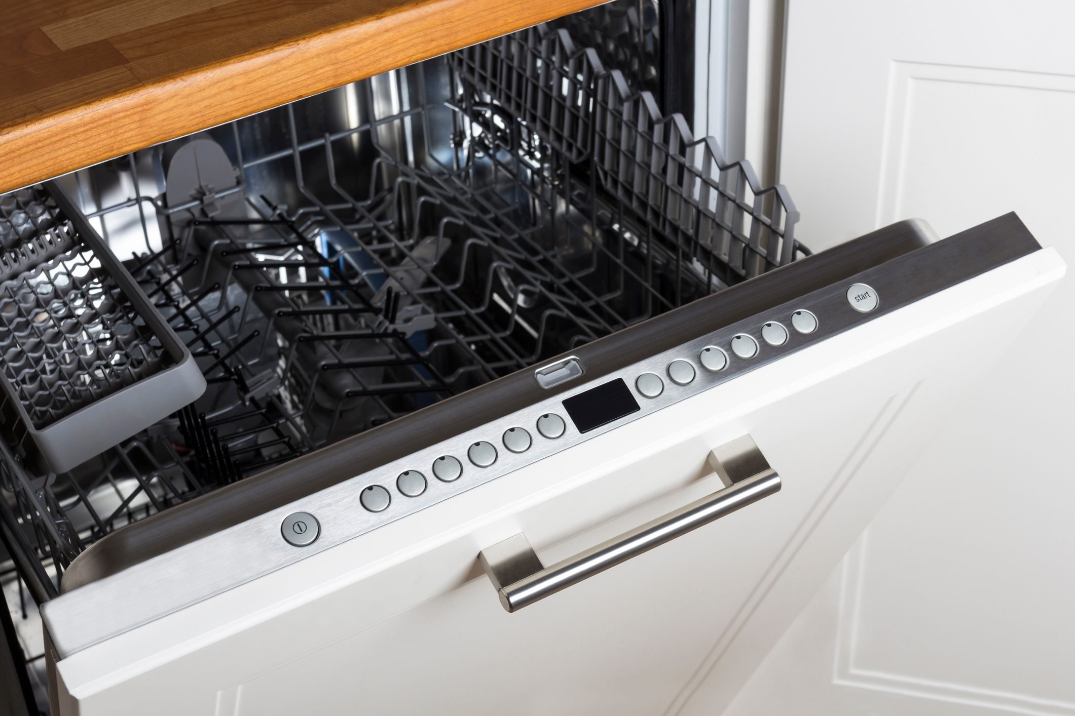 How to Clean a Dishwasher