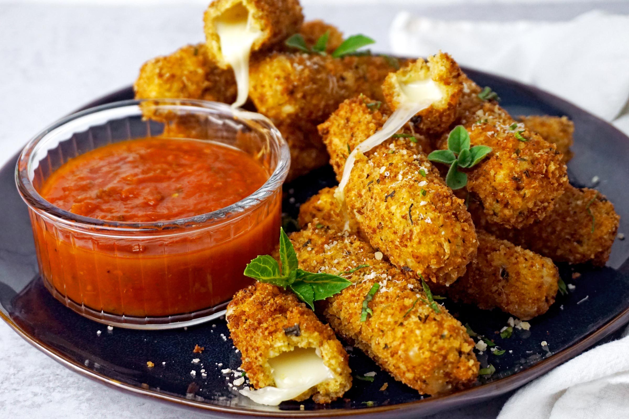How to Make Homemade Fried Mozzarella Sticks