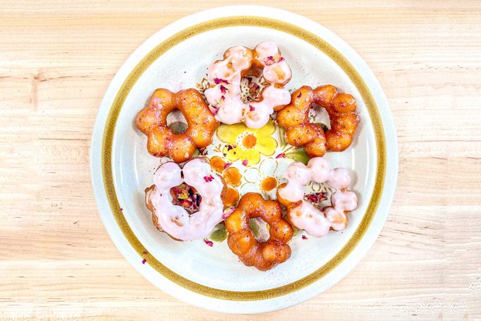 Img 4851 Mochi Doughnuts Suzanne Podhaizer For Taste Of Home Jvedit