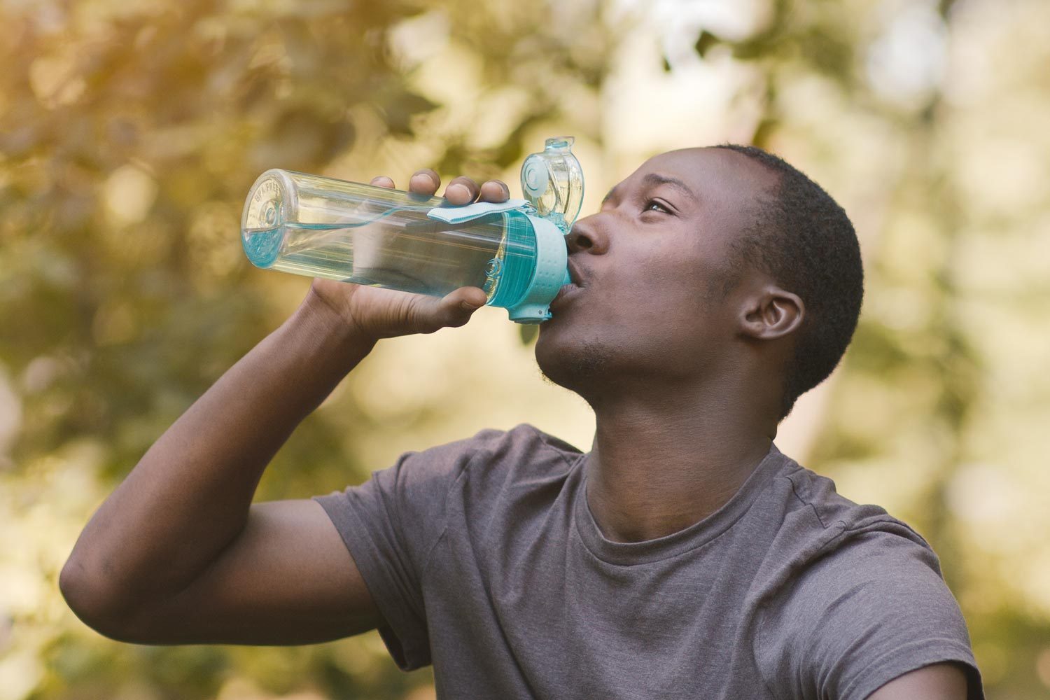 This Is How Much Water You Should Drink During a Heat Wave