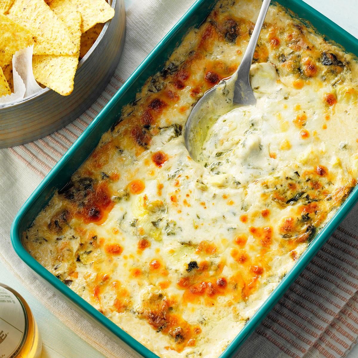 Copycat Applebee’s Spinach Artichoke Dip