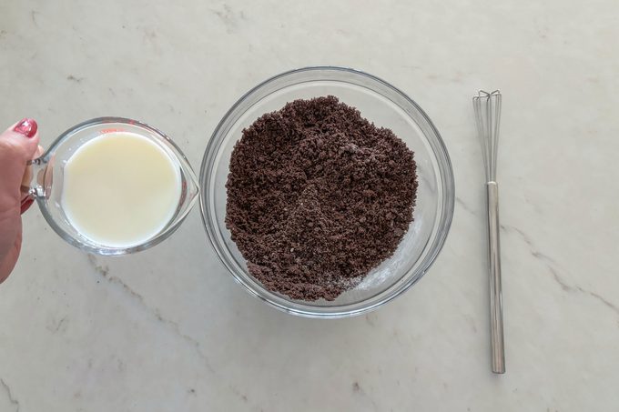 Mix the milk in cookies crumbs and stir until smooth