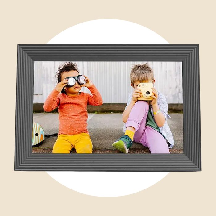 Wi Fi Connected Photo Frame Ecomm Via Auraframes.com A