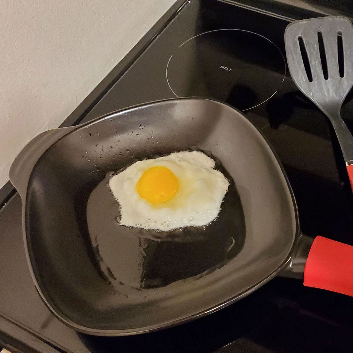 Xtrema Ceramic Cookware Review: How Does it Perform Against Ceramic-Coated Options?