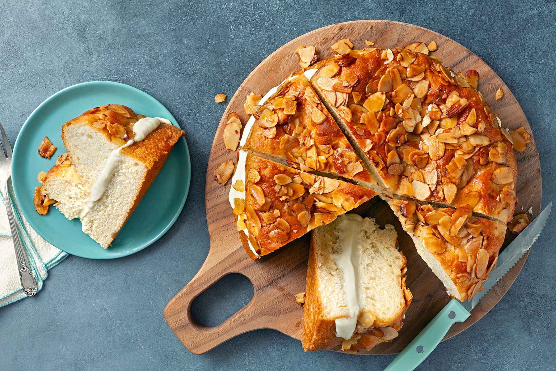 Bee Sting Cake Ft24 246403 Jr 0809 2