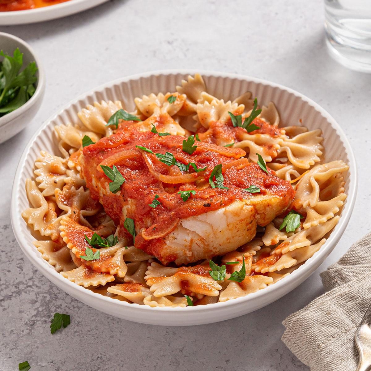 Cod With Hearty Tomato Sauce Exps Tohd24 162481 Soniabozzo 7