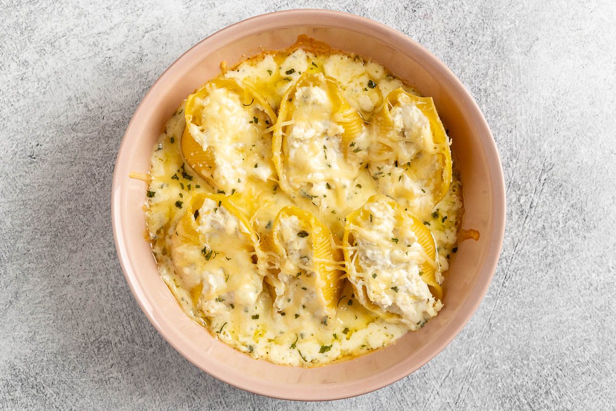 Chicken-Ricotta Stuffed Shells