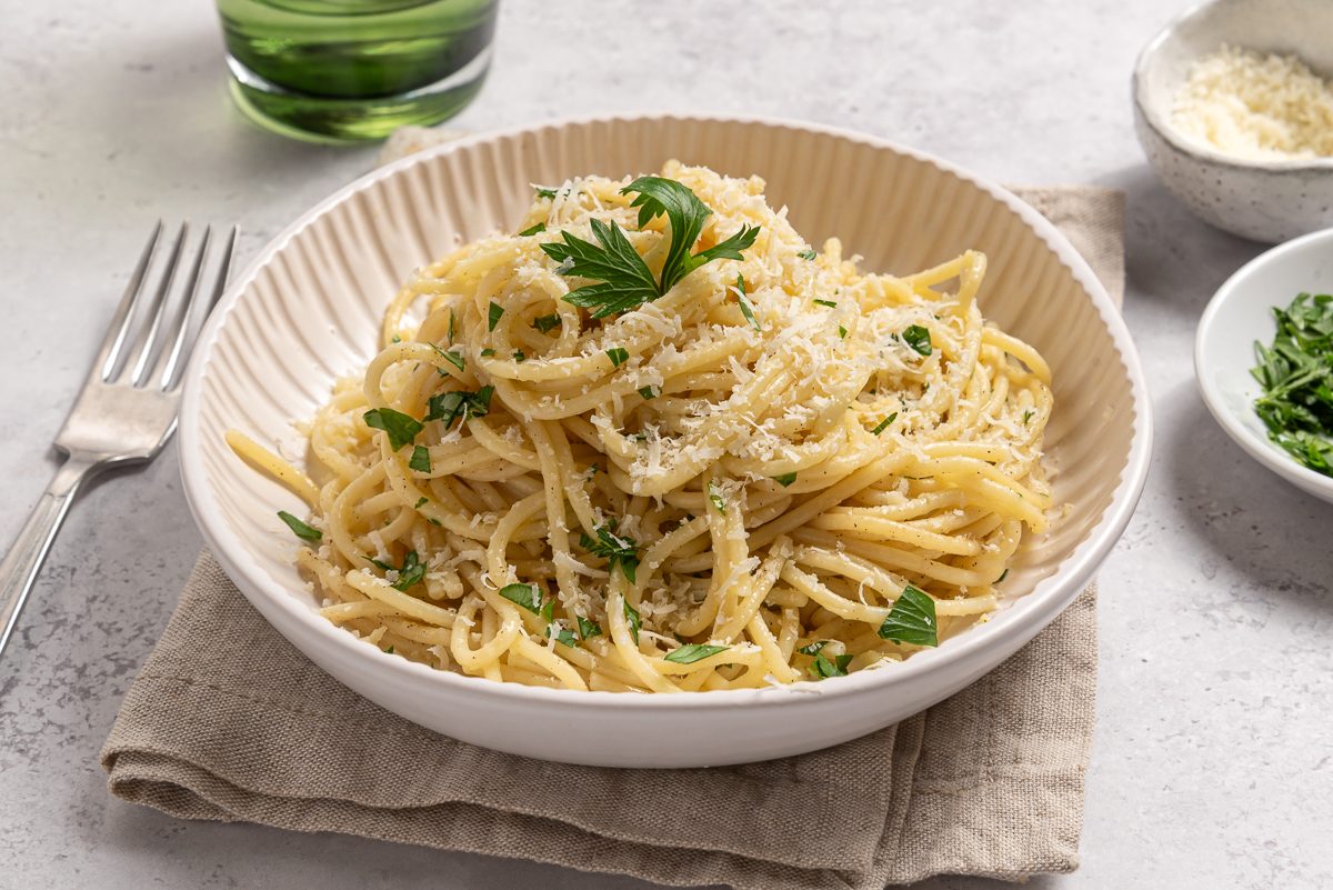 Garlic Butter Spaghetti Inside Dish