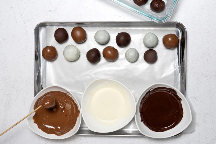 Red Velvet Cake Balls Tohd24 134351 Orlycatz 5