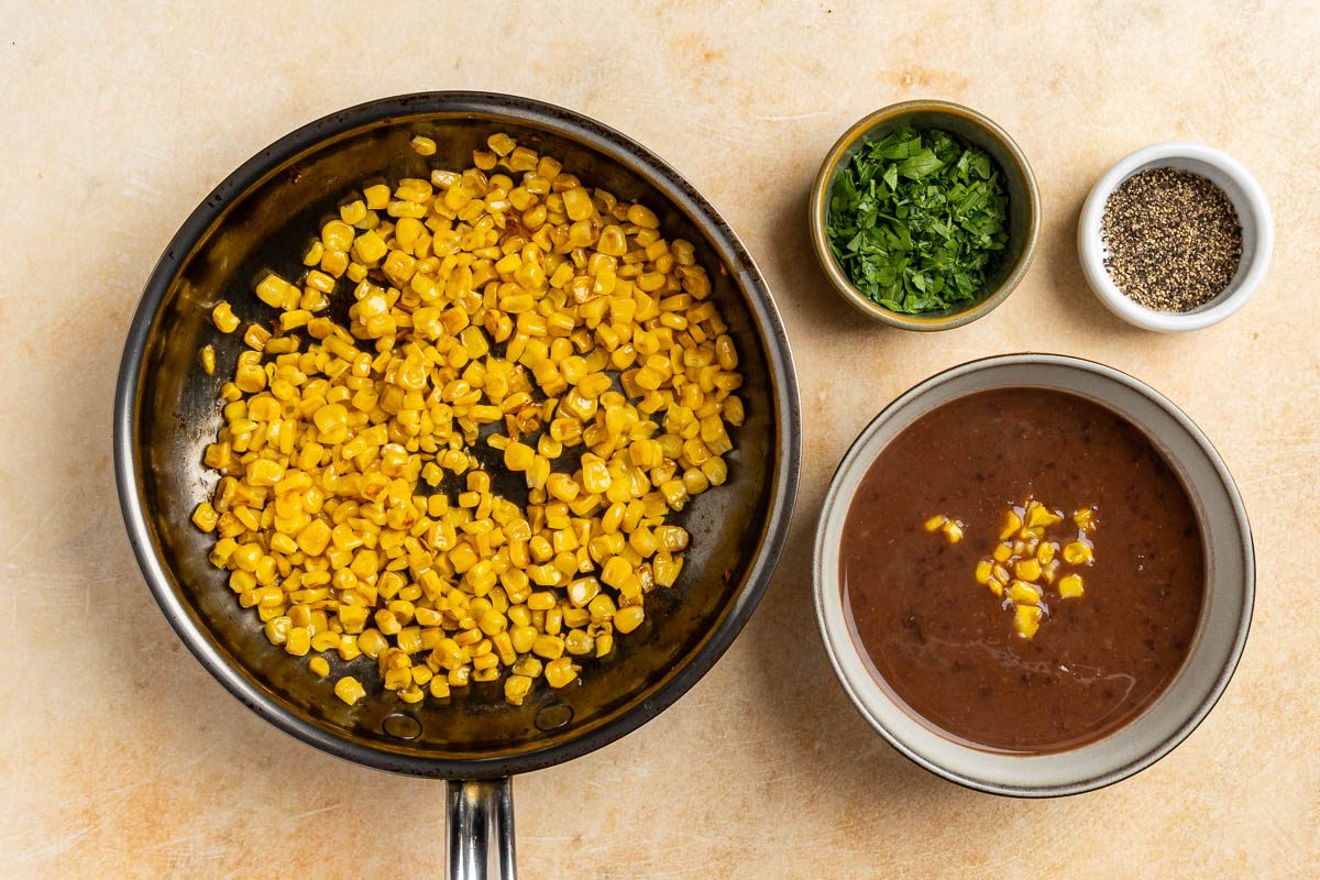 cooked corn to be used as a garnish.