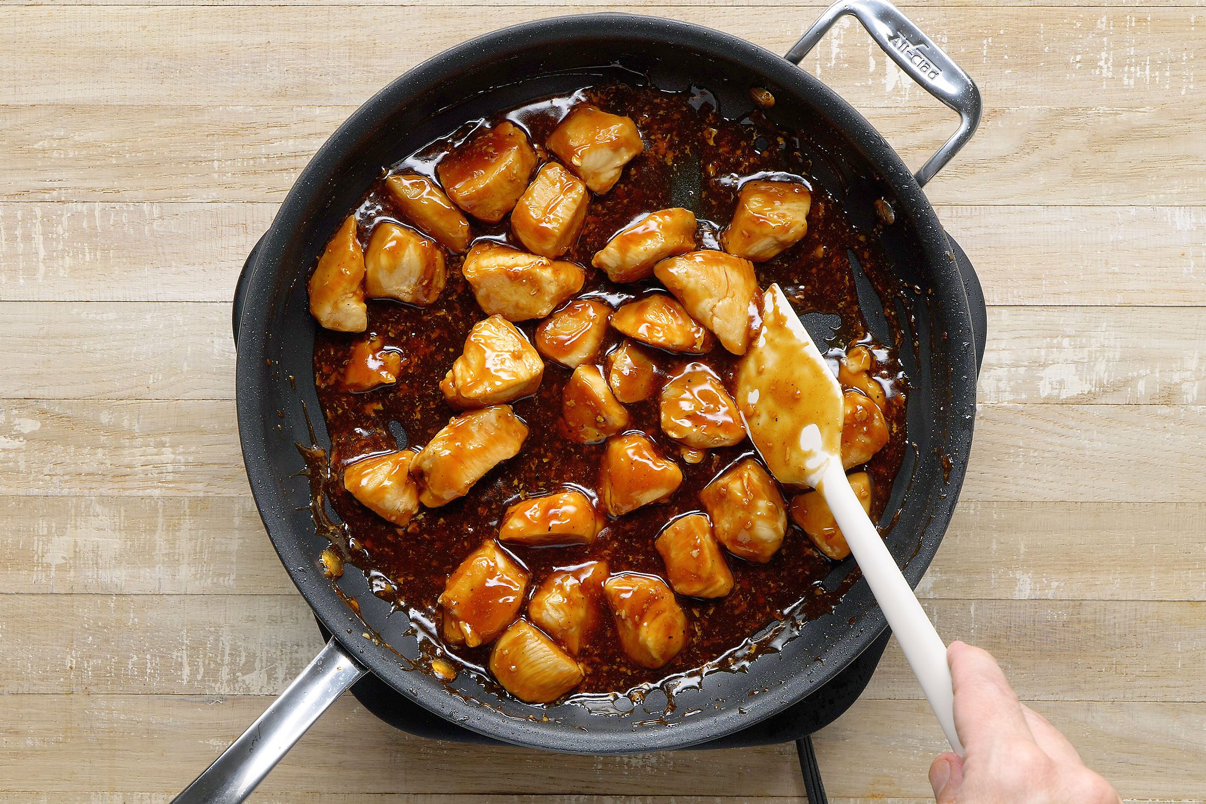 Chicken pieces in teriyaki sauce