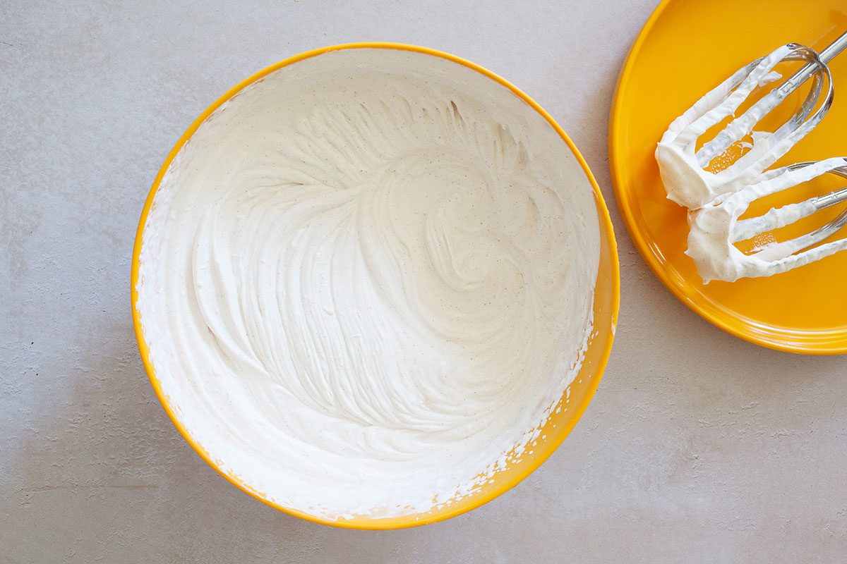 Pie topping whipped cream
